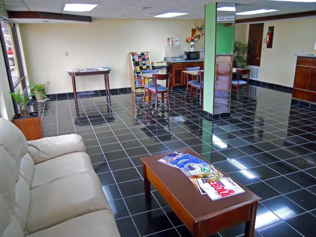 Americas Best Inn - Savannah I-95 Джорджтаун Интерьер фото