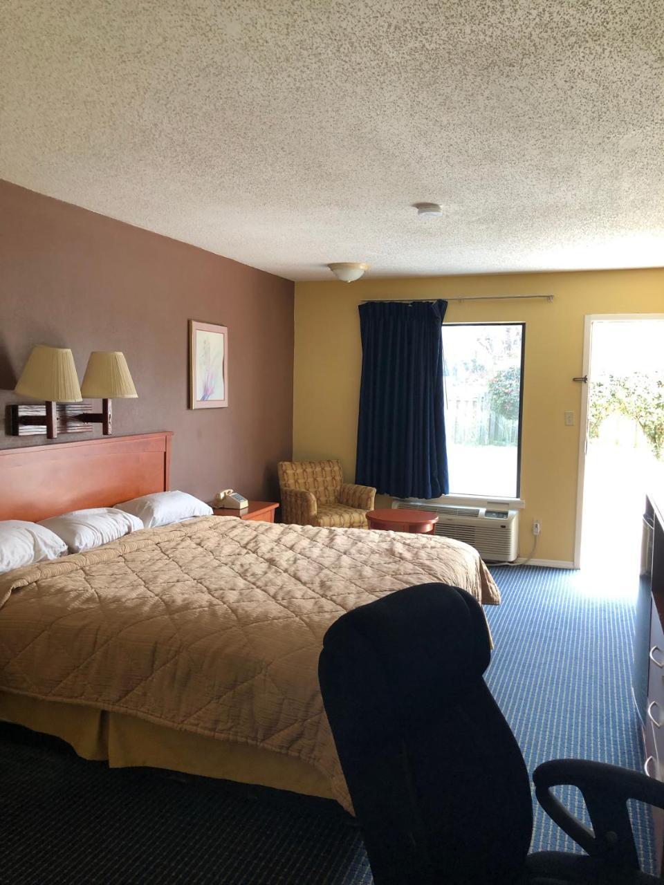 Americas Best Inn - Savannah I-95 Джорджтаун Экстерьер фото
