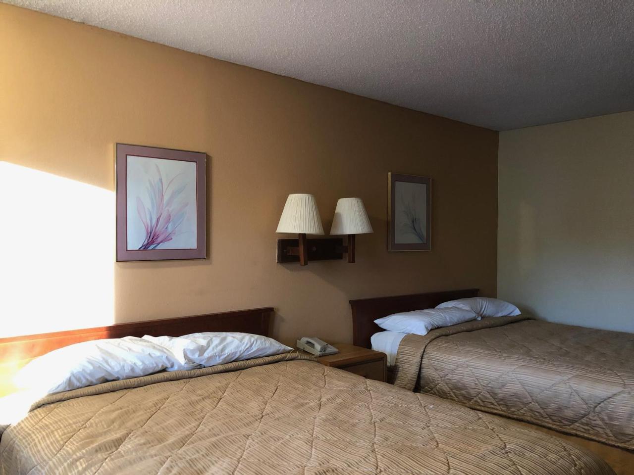 Americas Best Inn - Savannah I-95 Джорджтаун Экстерьер фото